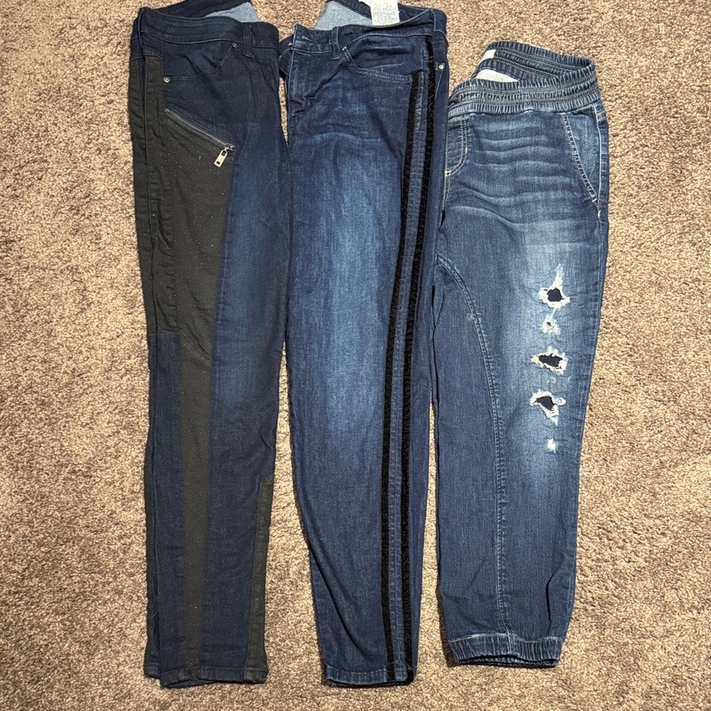 Guess  Blue and Black Women's Jeans